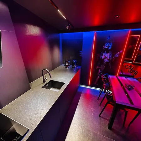 Bdsm Luxxx - Adults Only - Tylko Dla Doroslych * Varsó