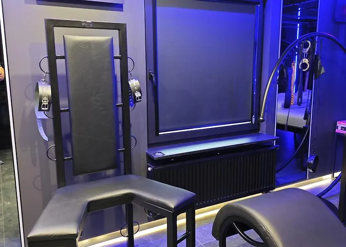 Bdsm Luxxx - Adults Only - Tylko Dla Doroslych