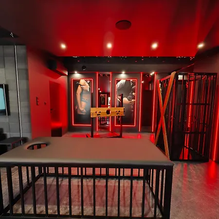 Bdsm Luxxx - Adults Only - Tylko Dla Doroslych Διαμέρισμα